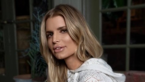 Jessica Simpson Not Happy After Nick Lachey Shares Hawaii Flight Experience