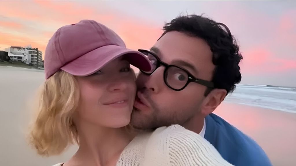Scooter Braun Has 4-Word Praise for Sydney Sweeney After Knicks Championship