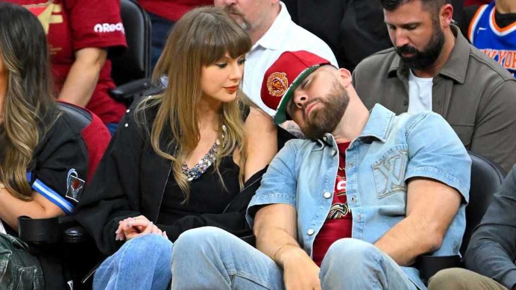 Taylor Swift’s Take on Travis Kelce Just Got Family Approval