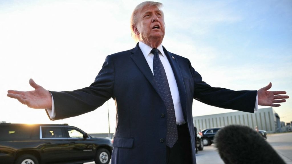 Donald Trump Just Announced a Surprising Apple-Intel Reunion