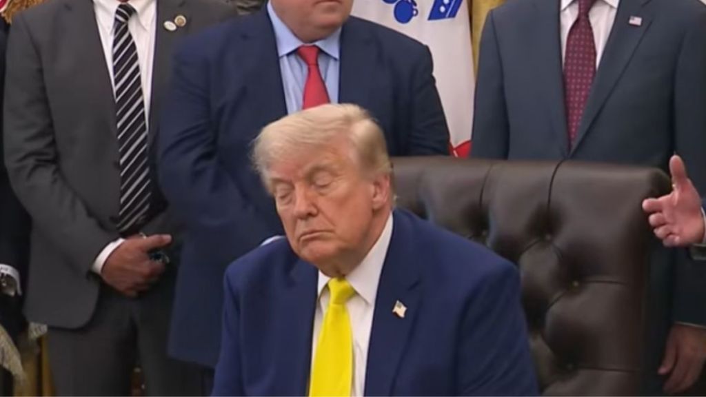 Donald Trump Appears To Be Sleeping Again During Oval Office Briefing