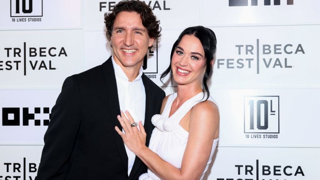 Katy Perry & Justin Trudeau Sent Their Biggest Signal Yet on the Red Carpet