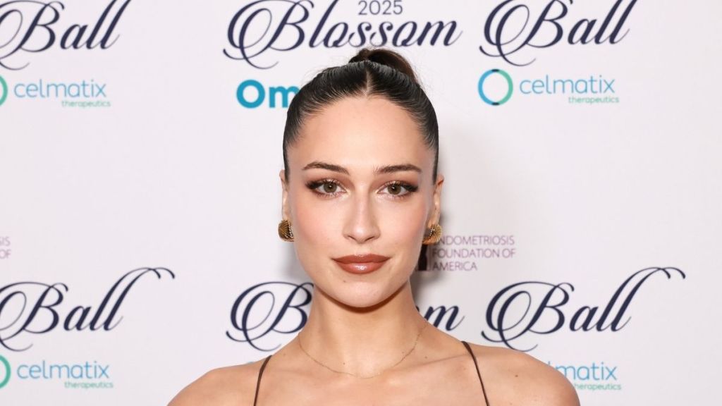 Elsie Hewitt Shares Single Mom Daily Routine After Pete Davidson Breakup