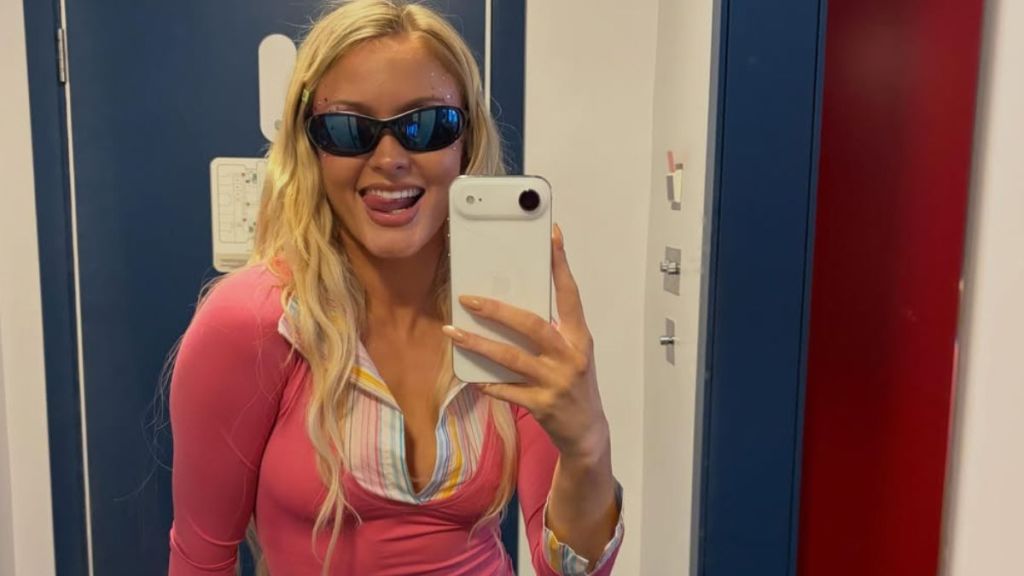 Zara Larsson Flashes Her Thong in the Tiniest Miniskirt Ever
