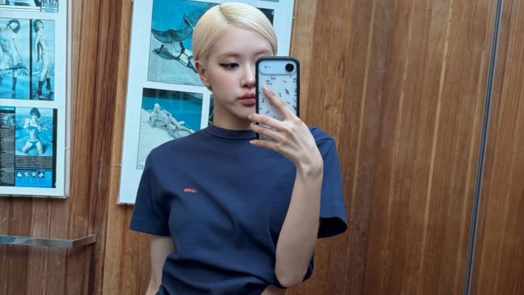 BLACKPINK's Rose Makes a Fully Sheer Skirt Look Like No Big Deal