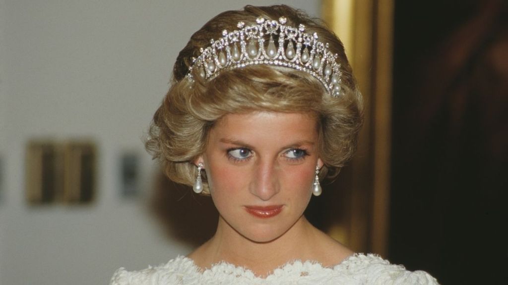 Princess Diana Had Suspicions About Sarah Ferguson Selling Stories — Source