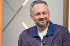 Fans React After ‘Not Political’ Nate Bargatze Shows Up in Trump Family Photos