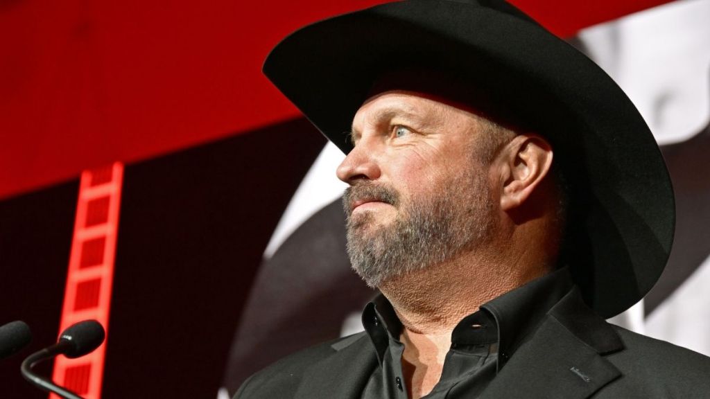 Garth Brooks Grapples With Fear of Hell Amid Legal Battle
