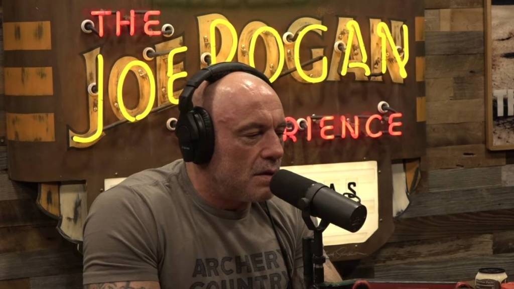 Donald Trump Had a 4-Word Response to Joe Rogan’s Fear of Terror Attack