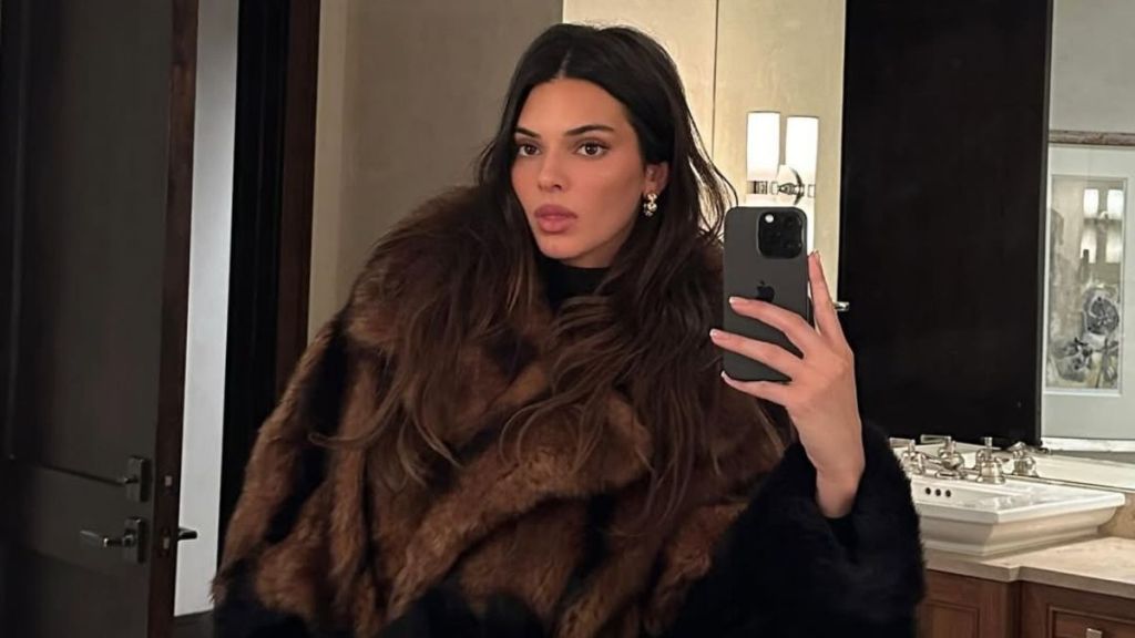 Kendall Jenner Breaks TikTok Hiatus With a Plunging Look Like No Other