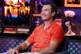Jerry O'Connell Says Wife Rebecca Romijn's Crystal Deodorant 'Doesn't Work'