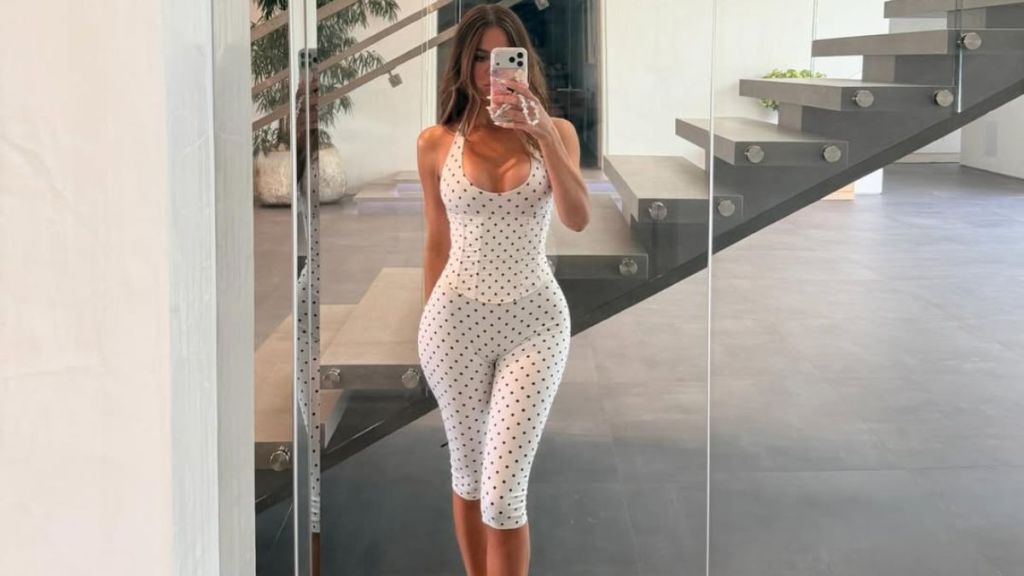 Khloe Kardashian's Deep Neckline Meets a Hemline Made to Show Off Her Legs