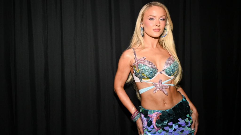 Zara Larsson’s String Bikini Looks One Tug Away From Disaster