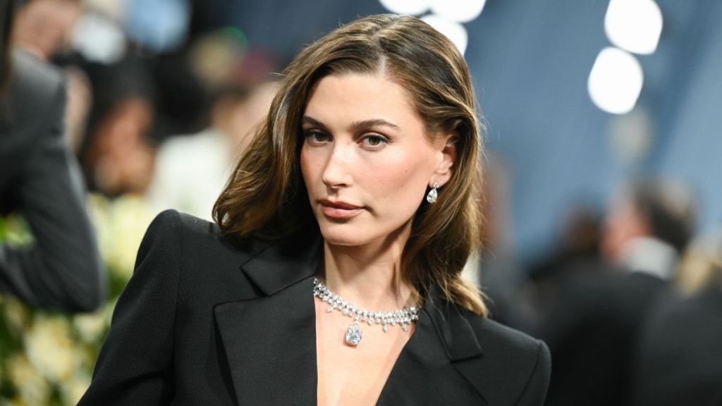 Hailey Bieber's Dangerously Bold Low-Rise Pants Show Off Her Curves