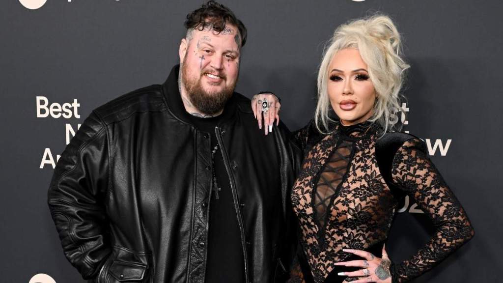 Bunnie Xo Challenges 'Mutual’ Divorce Narrative in Jelly Roll Split