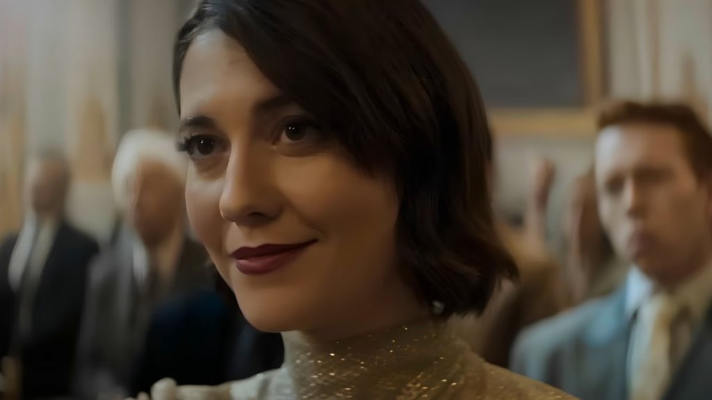 Billionaires Are Killed by a Virus in Mary Elizabeth Winstead Movie Rich Flu Trailer
