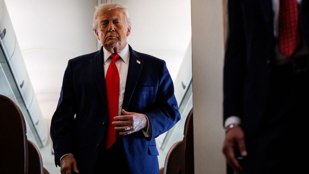 Donald Trump's Approval Rating Stays Low Amid High Oil Prices