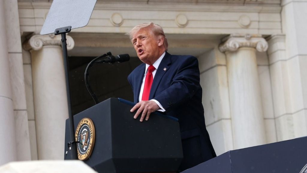 Donald Trump Critics Can Keep Flying ‘86-47’ Flag Near National Mall, Judge Rules