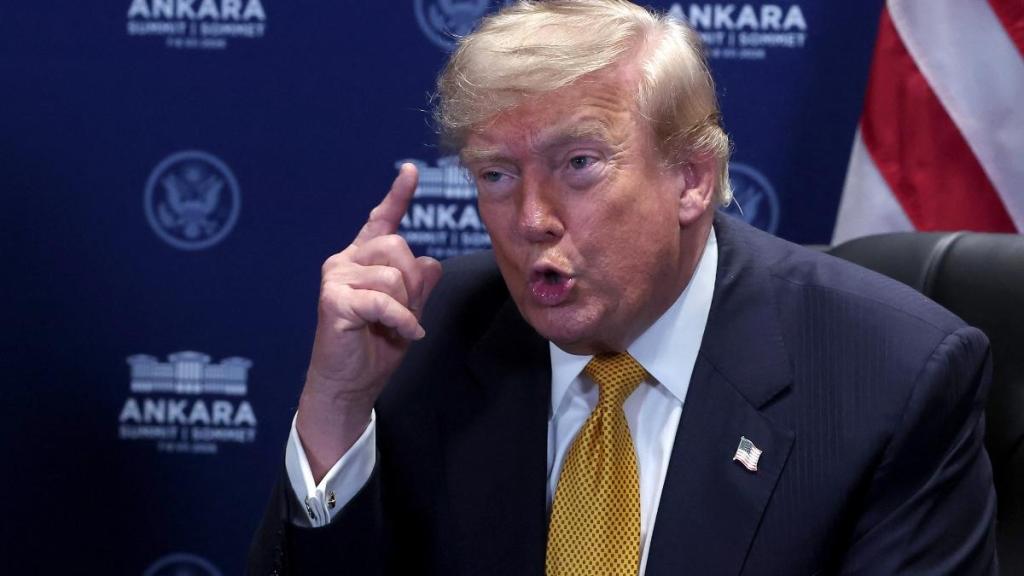 Donald Trump's Answer to Mitch McConnell's Health Raises Eyebrows