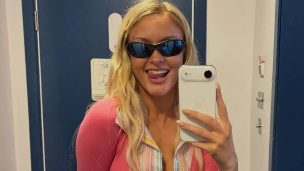 Zara Larsson’s Floral Bikini Top & Mini Skirt Combo Goes Harder Than Expected