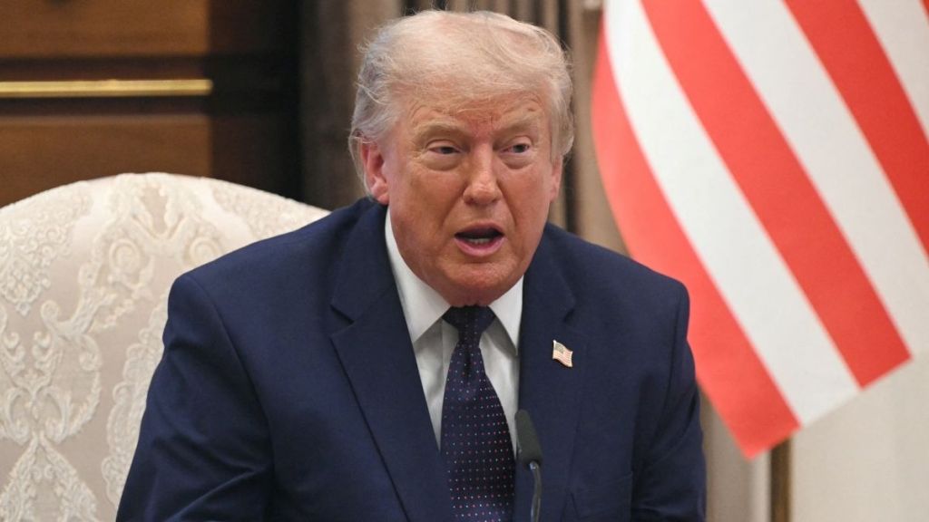 Donald Trump Wants Congress to Swallow Another $350 Billion Bill