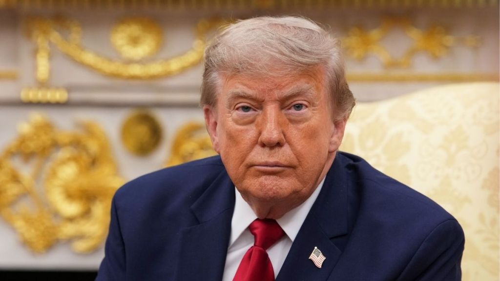 Iran Draws Hormuz 'Red Line' as Donald Trump Escalates Strike Threats