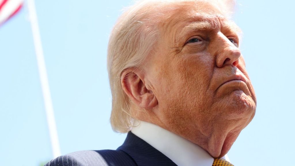 Donald Trump approval rating Harry Enten CNN