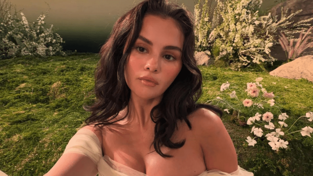 Selena Gomez’s Mom Clears Up Misunderstanding Over Family Dynamics
