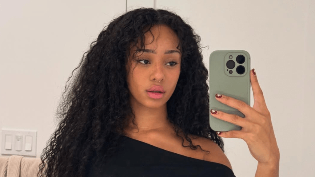 KATSEYE's Manon Bannerman’s See-Through Ensemble Puts Her Lacy Bra on Display