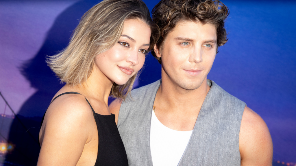 Madelyn Cline Splits From Boyfriend Henry Smith
