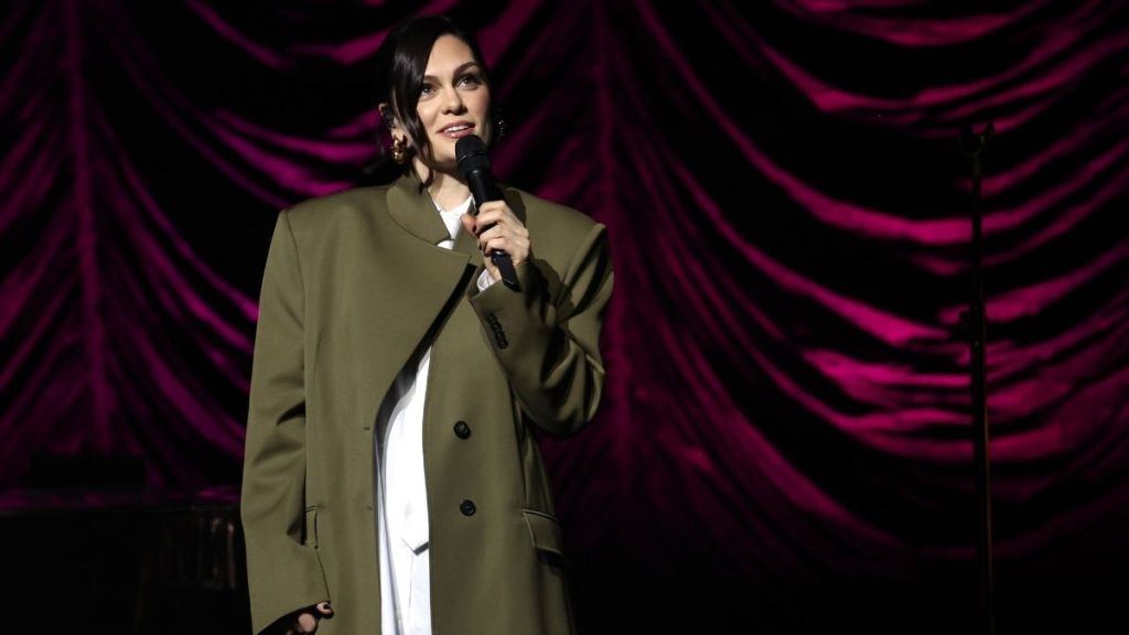 Jessie J Leaves Fans Guessing With New Cryptic Post After Split