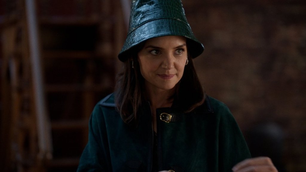 Katie Holmes’ Cozy East Hampton Night Has Romance Rumors Swirling