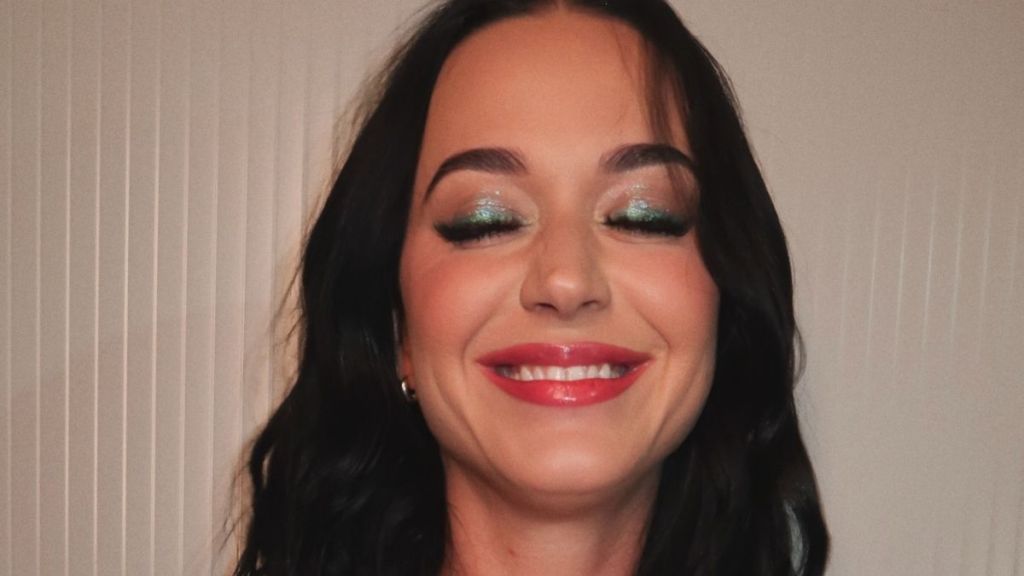 Katy Perry's Stage Look Gets Even Bolder Thanks to a Tiny Mini Skirt