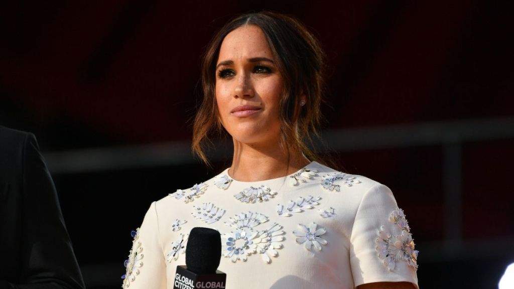 Meghan Markle 'Obsessed' With Disguises After UK Trip — Source