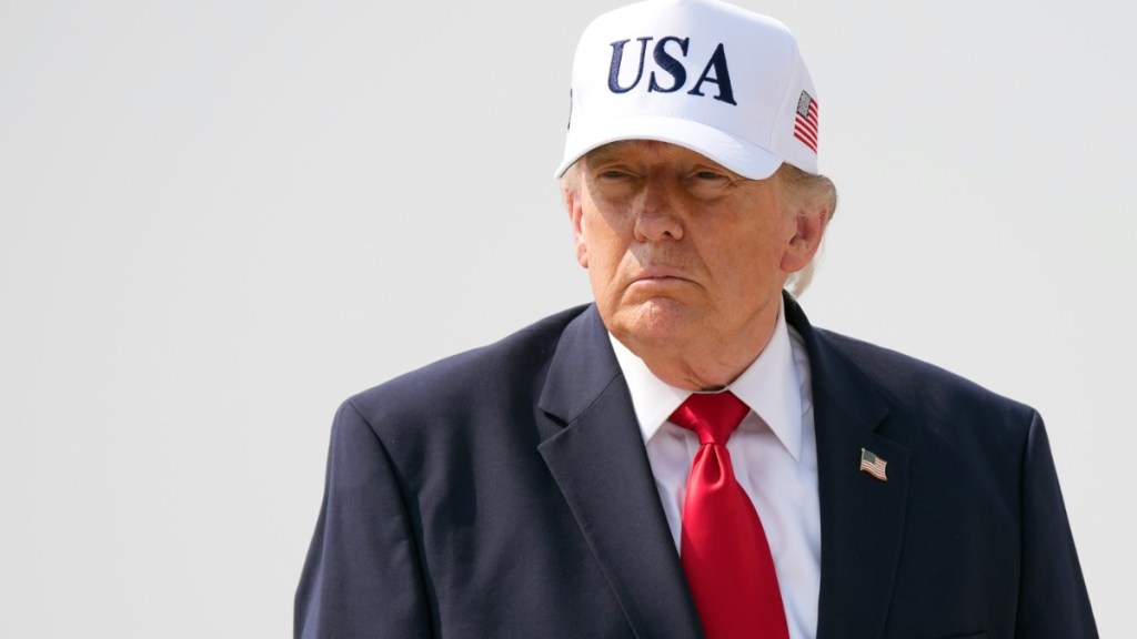 Donald Trump Impeachment Demand Puts Air Force Major’s Career at Risk