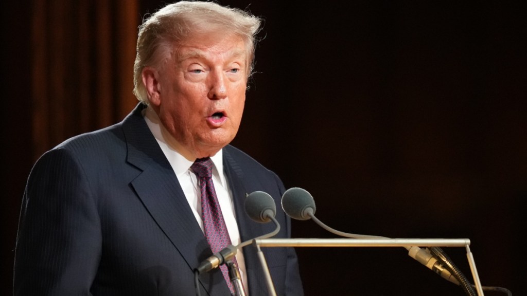 Donald Trump Gets 10ft Tall 'Iran War Participation Trophy' in Manhattan