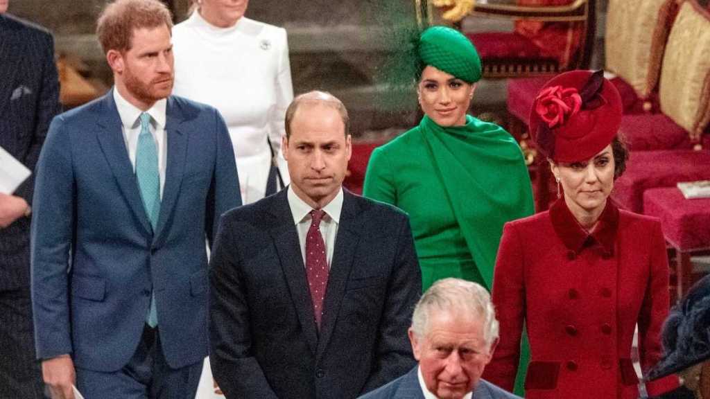 Prince Harry & Meghan Markle Told to ‘Keep Their Mouths Shut’ About Palace Secrets — Source