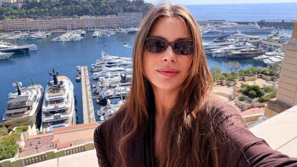 Sofia Vergara’s Completely Sheer Outfit Puts Her Thong & Curves on Full Display