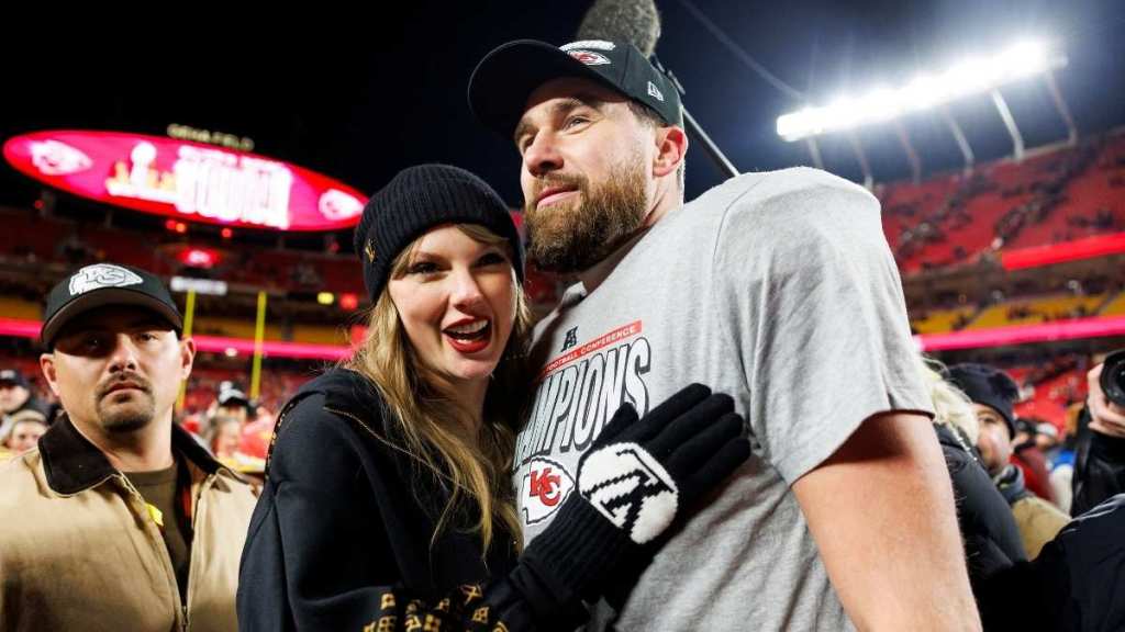 New AI Photo of Taylor Swift & Travis Kelce’s Honeymoon Has Everyone Saying the Same Thing