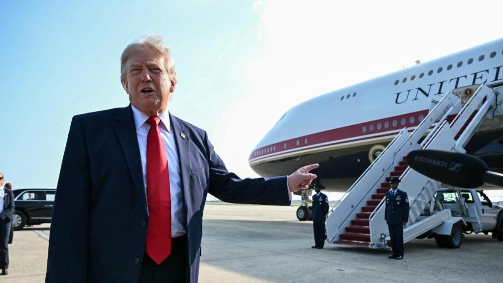 Donald Trump’s New AF1 Appears To Have Fake Books on Shelves