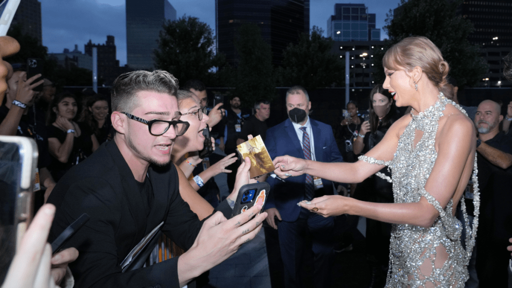 Taylor Swift Fans Are Paying $25 for Her Wedding Trash