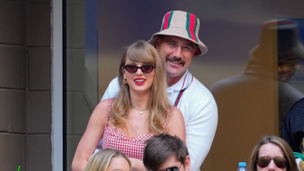 Newlyweds Taylor Swift & Travis Kelce Don't Want to Live in Taylor's House — Source
