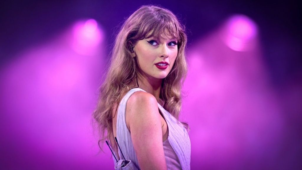 Taylor Swift Stole Donald Trump's Thunder From Under His Nose — Source