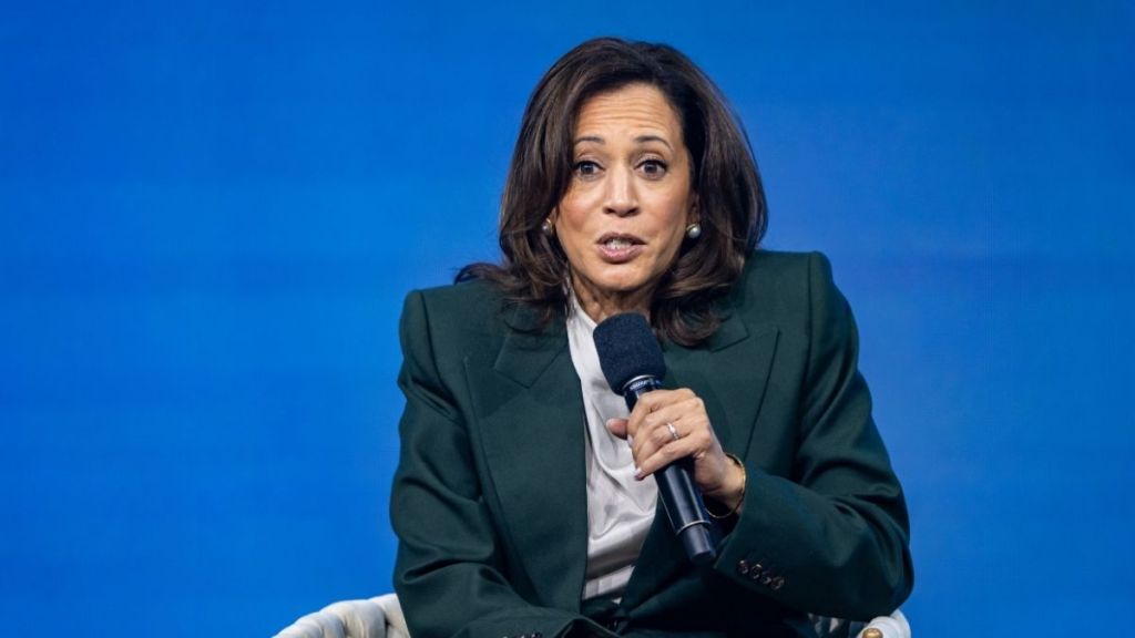 Kamala Harris Reportedly ‘Hurt’ After Taylor Swift's Wedding Snub
