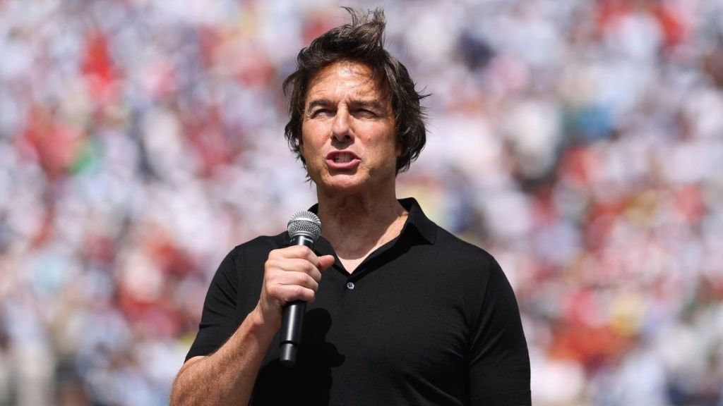 Tom Cruise's World Cup Speech Draws Mixed Reactions, Roy Keane’s Response Says It All