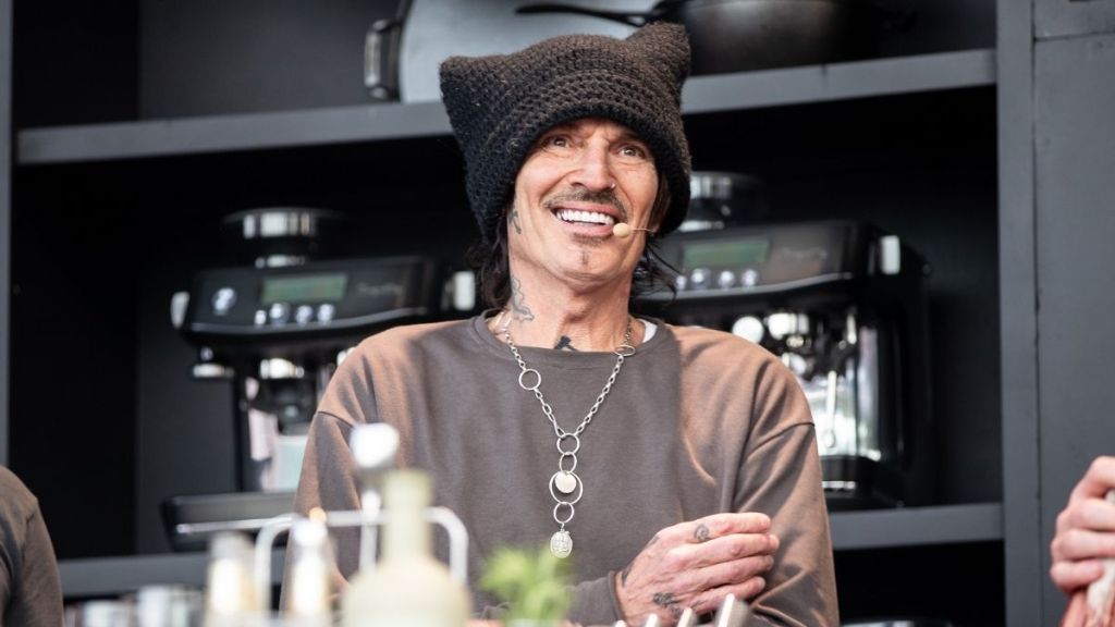 Mötley Crüe Drummer Reveals Wildest Thing He Ever Put in His Veins