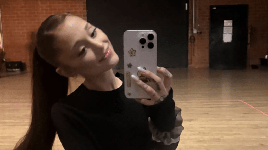 Ariana Grande’s Weekend With Ex Ricky Alvarez Sparks Buzz