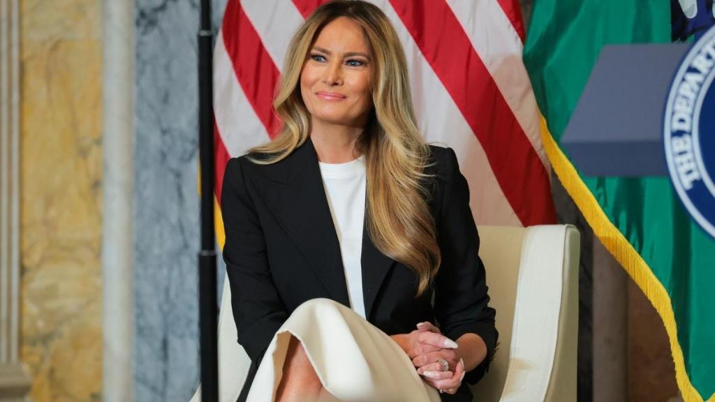 Even Donald Trump’s Inner Circle Can’t Predict Melania Trump, Wolff Claims