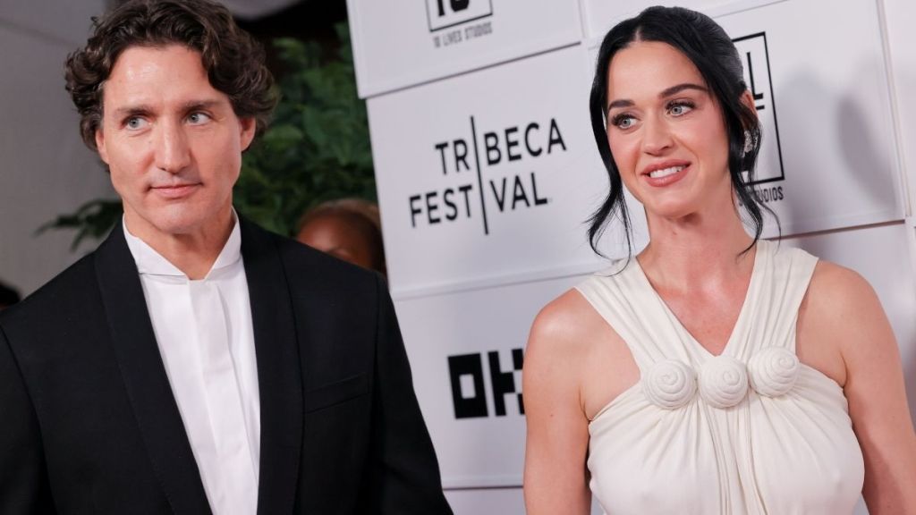 Katy Perry Gets Sunscreen Slathered on by Justin Trudeau as Social Media Goes Into Overdrive