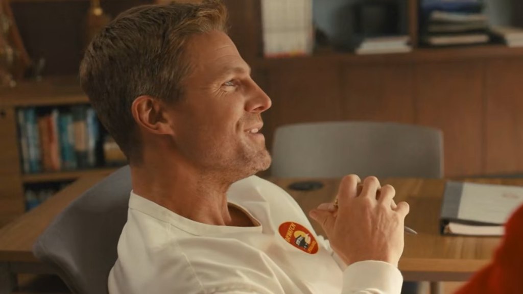 Baywatch Reboot Teaser Sees Stephen Amell Introduce Iconic TV Show to a New Generation